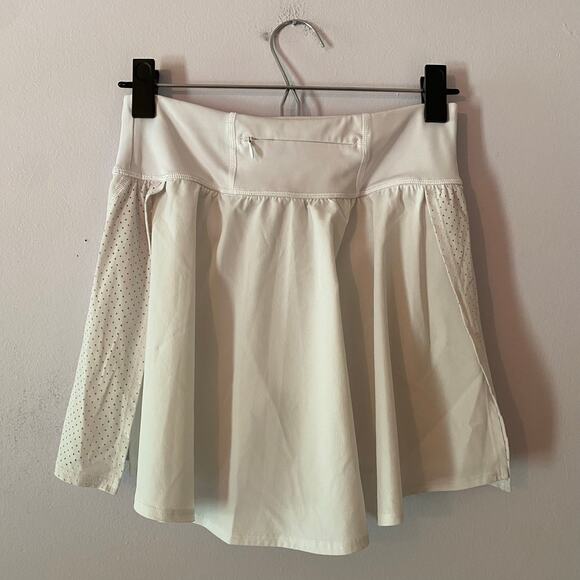 SPANX Get Moving White Tennis Skort Pickleball Skirt Athleisure Women size Small - Picture 6 of 9